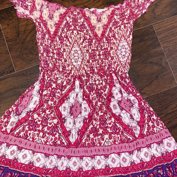 Southern Fried Chics Dresses & Skirts - NWOT”Southern Fried Chicks” Off the shoulder mini